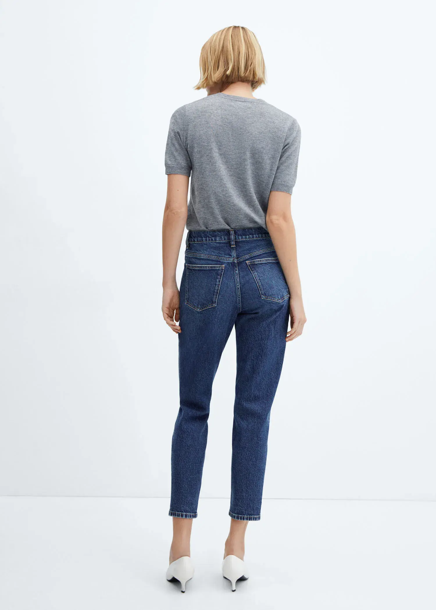 Mango Mom comfort high-rise jeans. 3