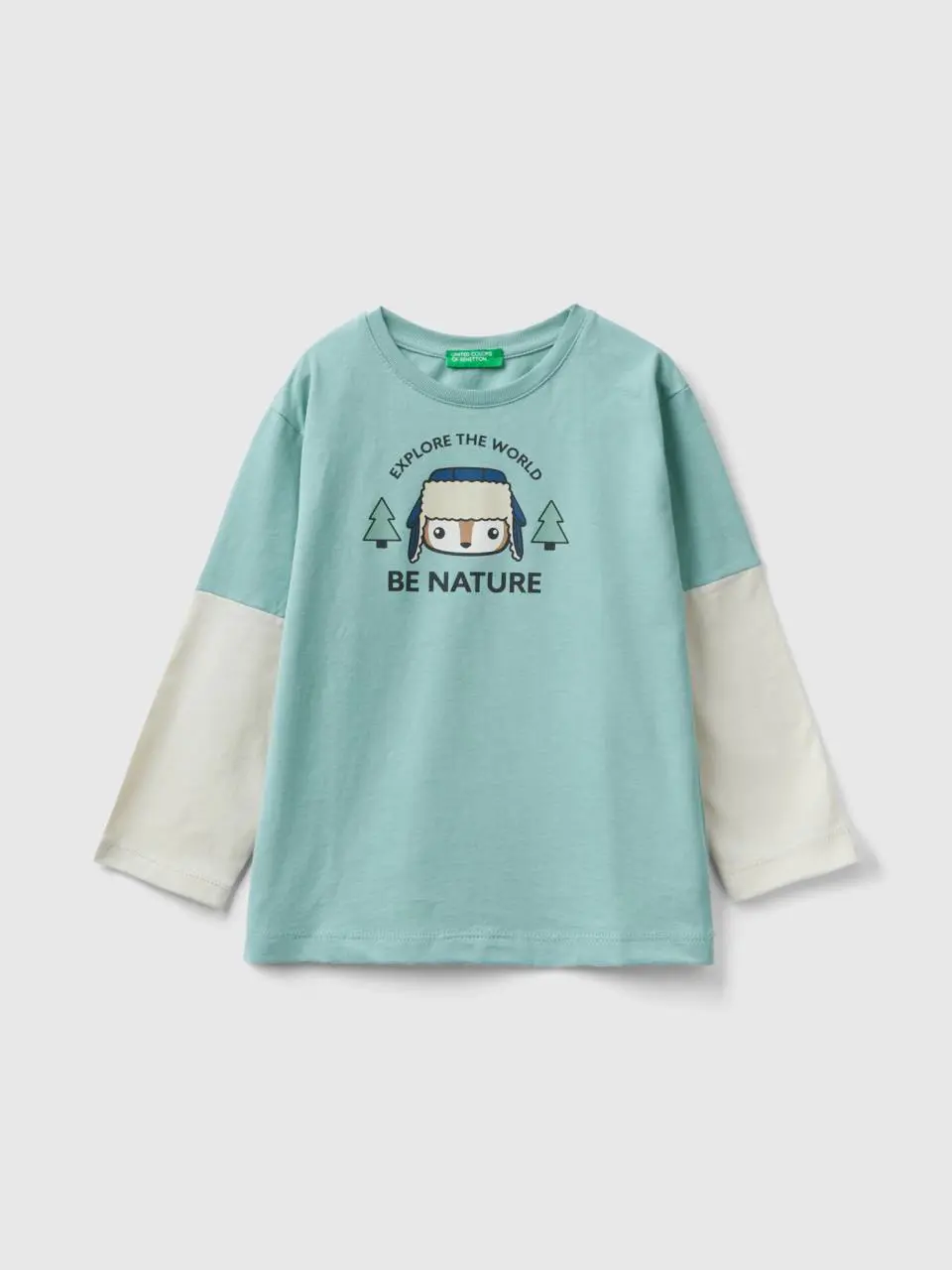 Benetton warm t-shirt with print. 1