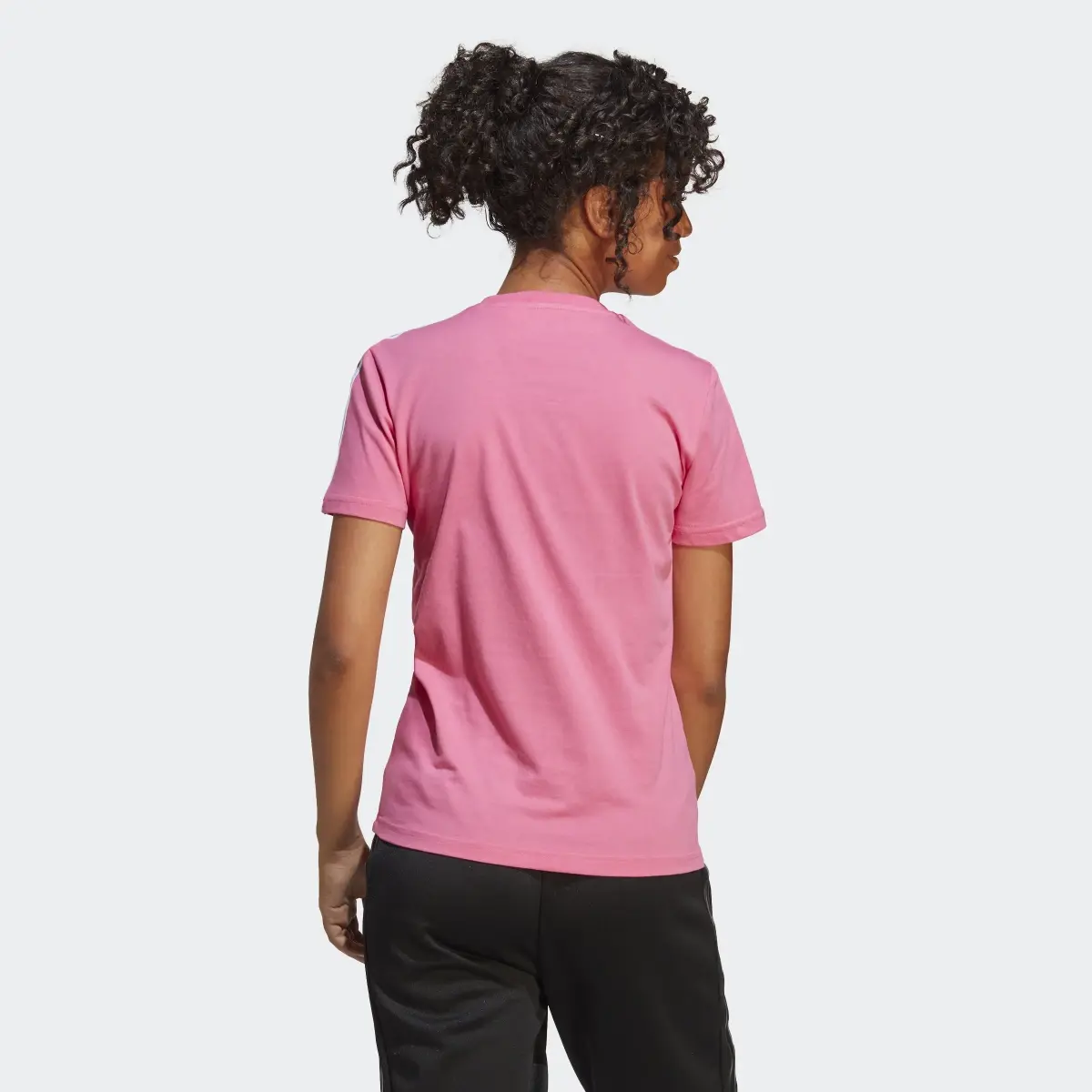 Adidas LOUNGEWEAR Essentials Slim 3-Stripes Tişört. 3