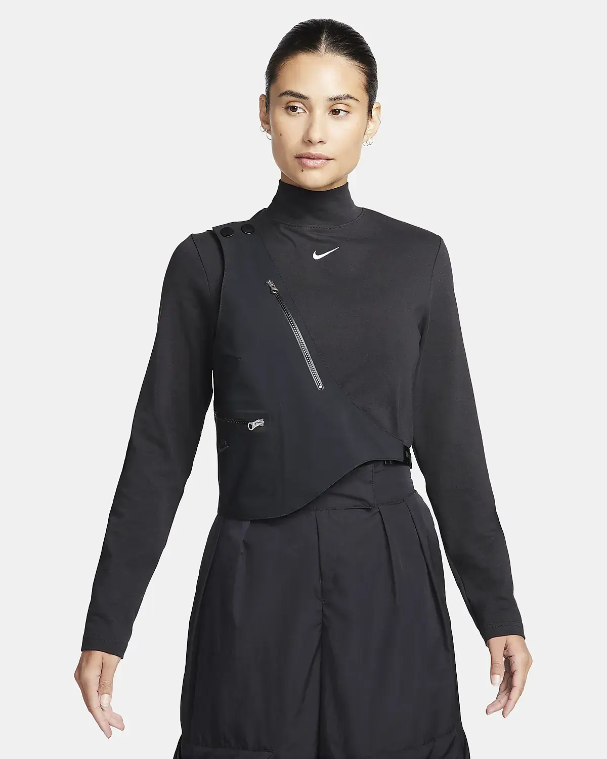 Nike Sportswear Tech Pack. 1