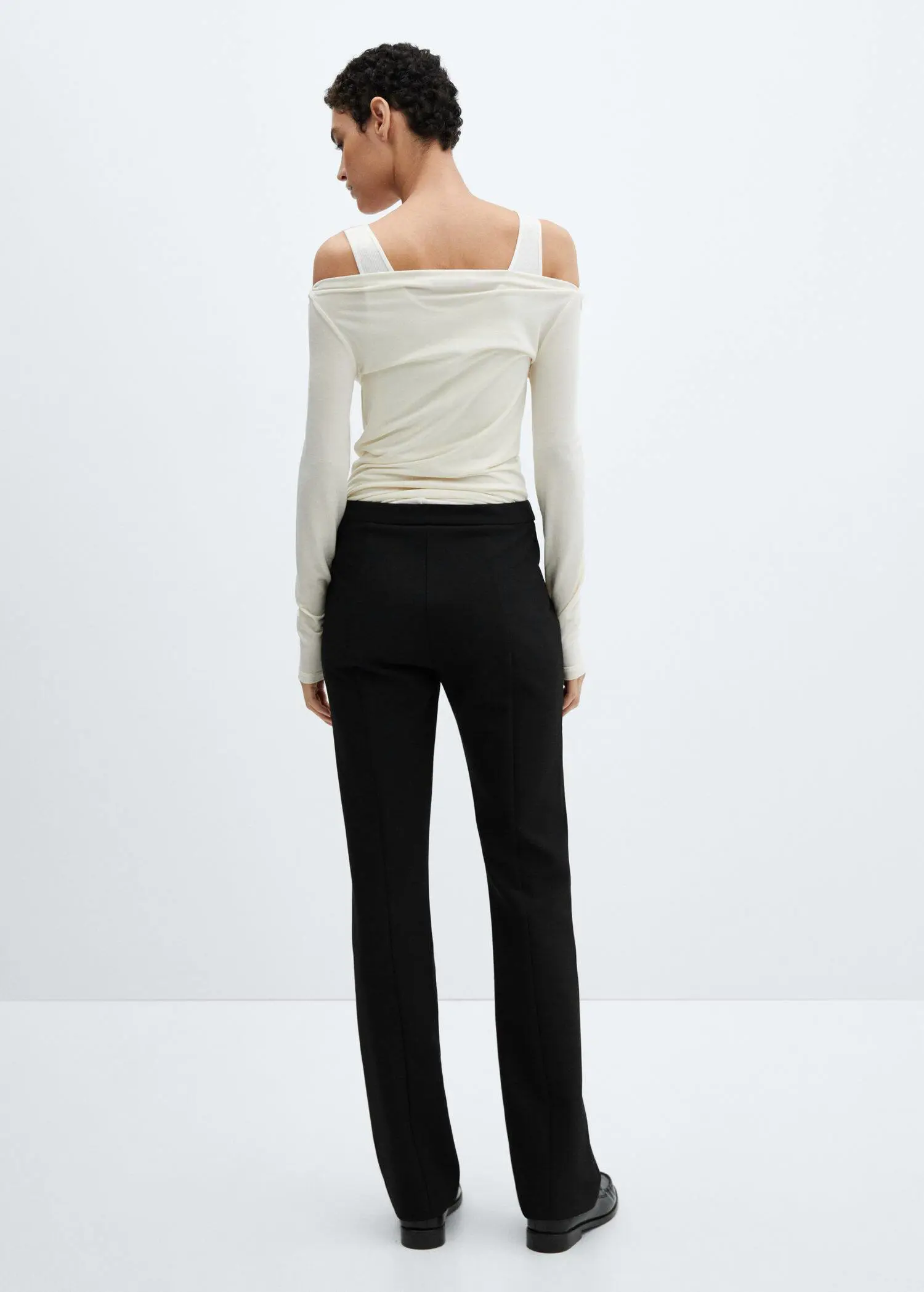 Mango Seam-detail straight-fit trousers. 3