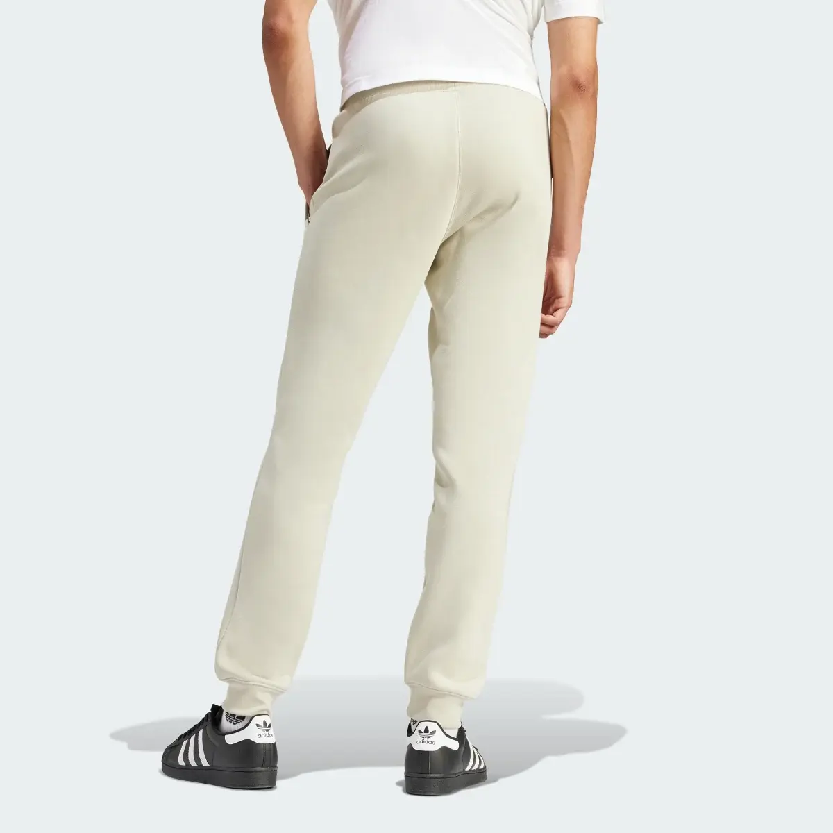 Adidas Spodnie Trefoil Essentials. 2