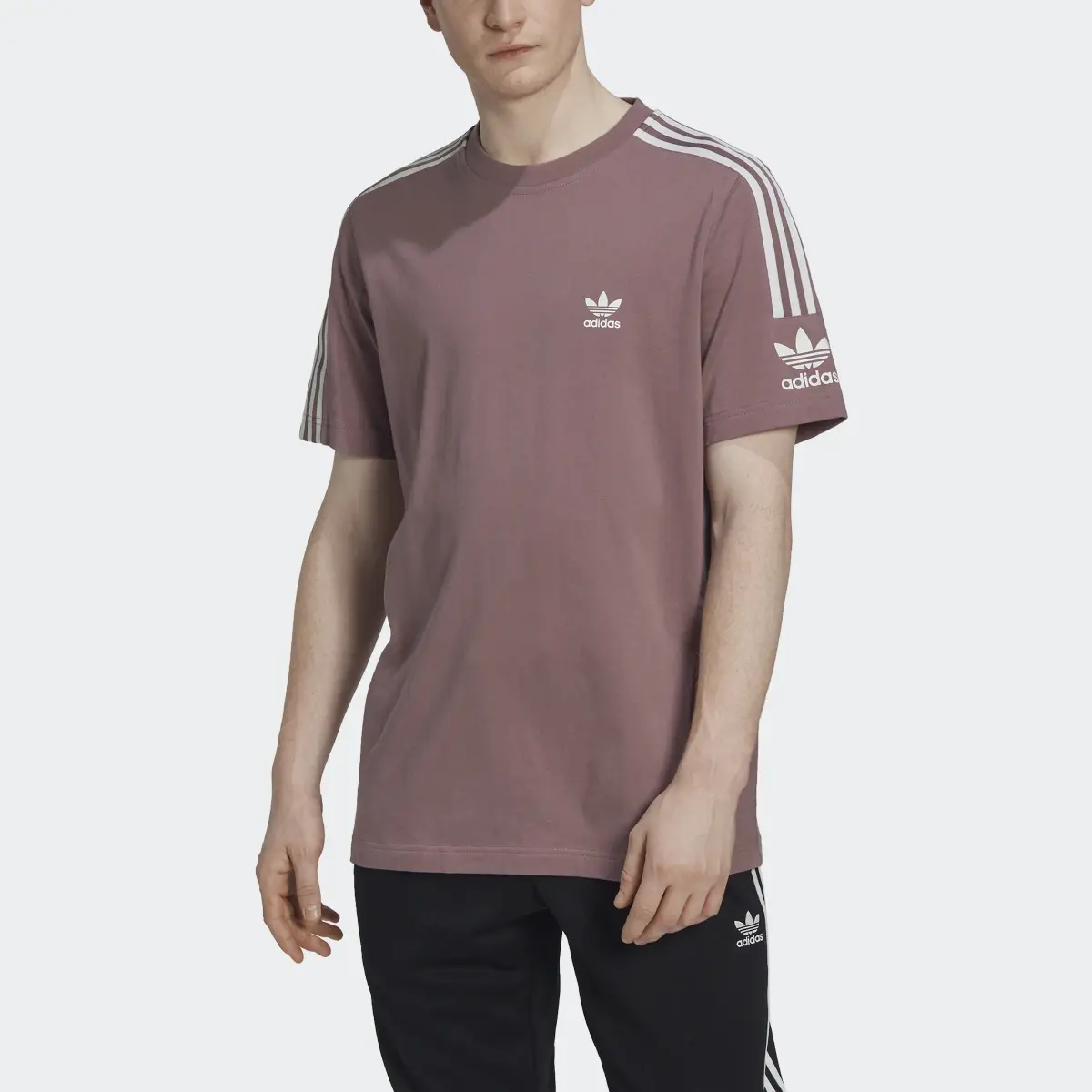 Adidas Camiseta. 1