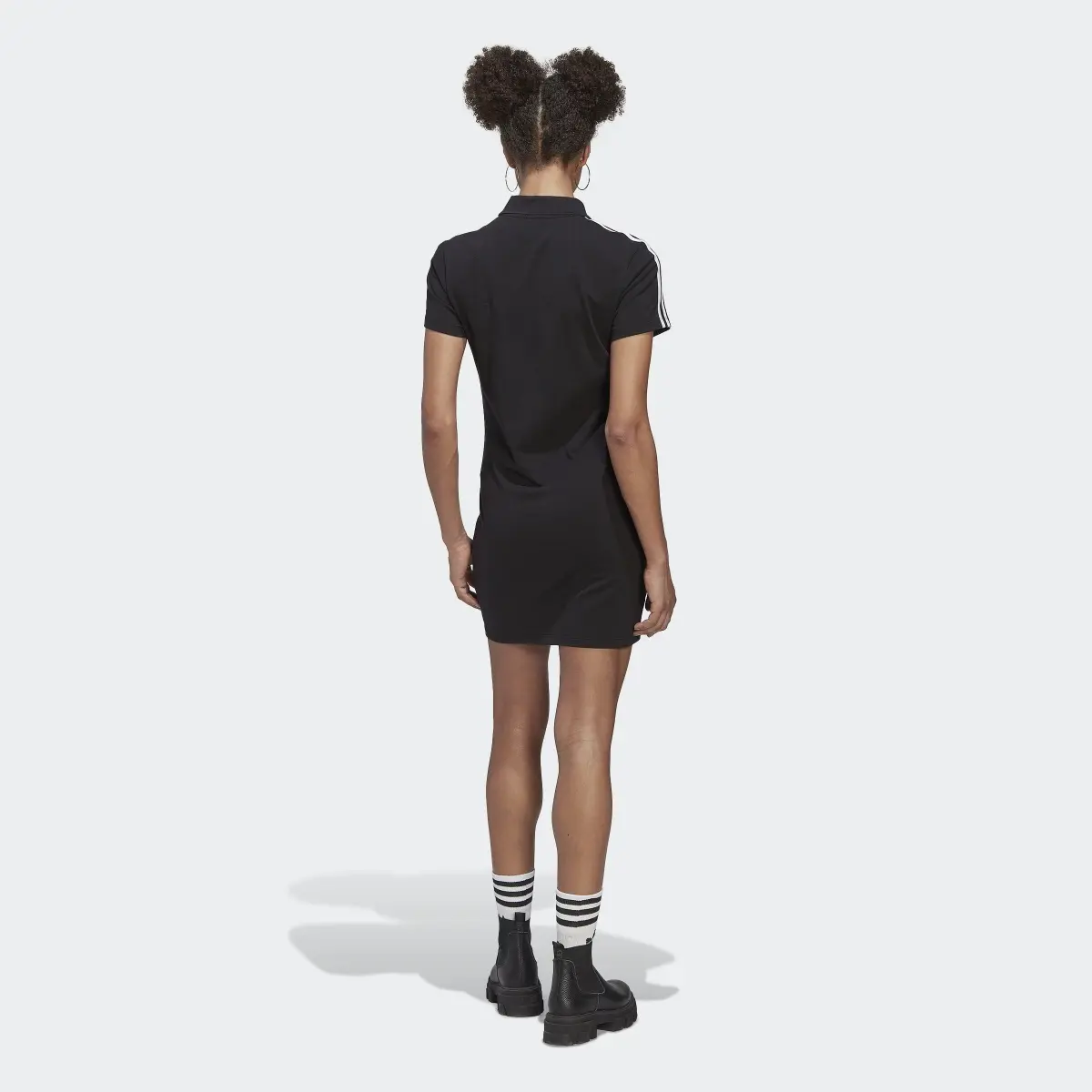 Adidas adicolor Classics T-Shirt-Kleid. 3