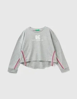 warm t-shirt with "be" print