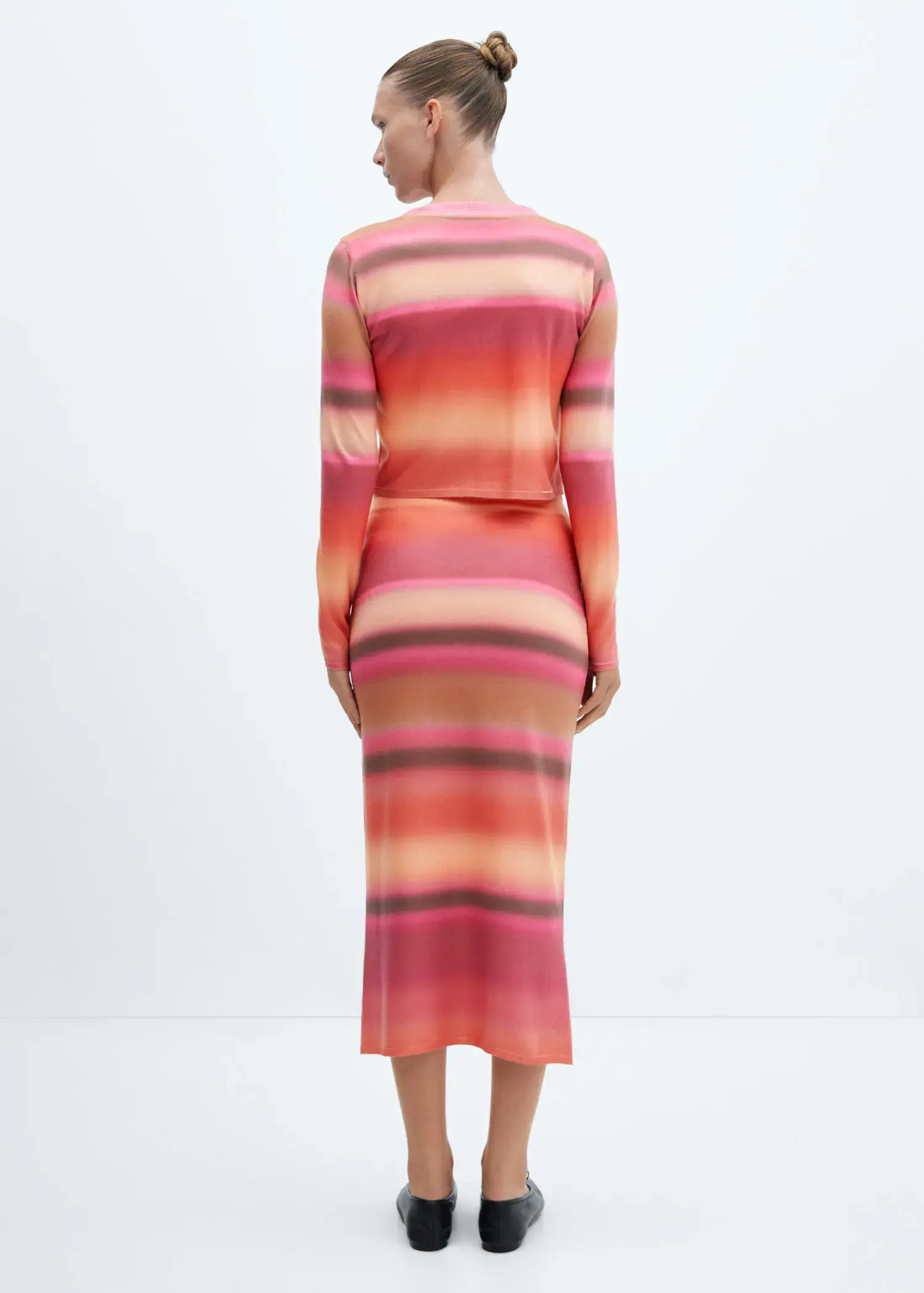 Mango Gradient-print knitted skirt. 3