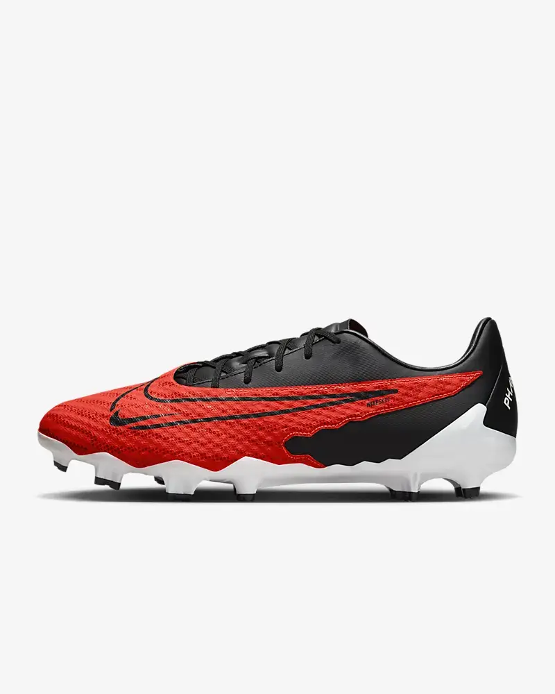 Nike Phantom GX Academy. 1