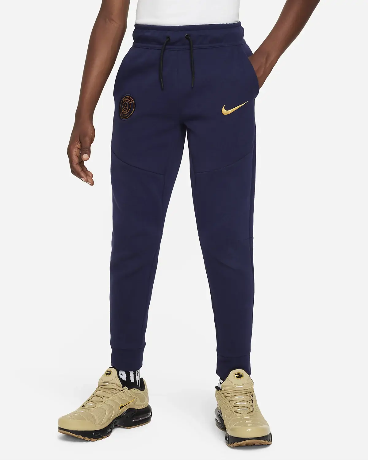 Nike Tech Fleece Paris Saint-Germain. 1