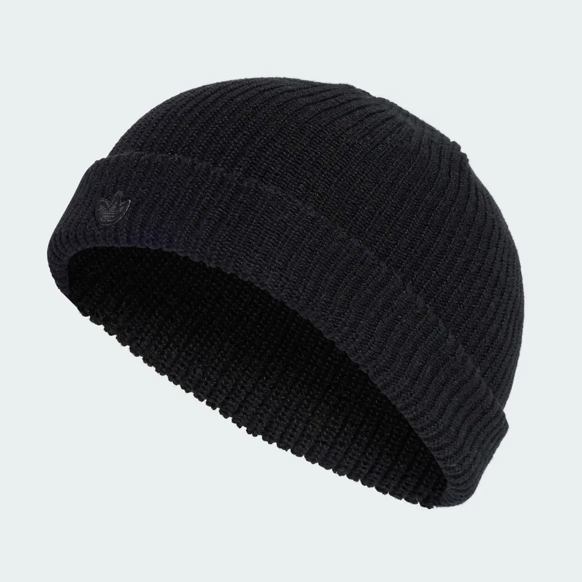 Adidas Adicolor Short Beanie. 2