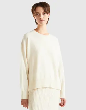 cream white sweater in 100% cashmere