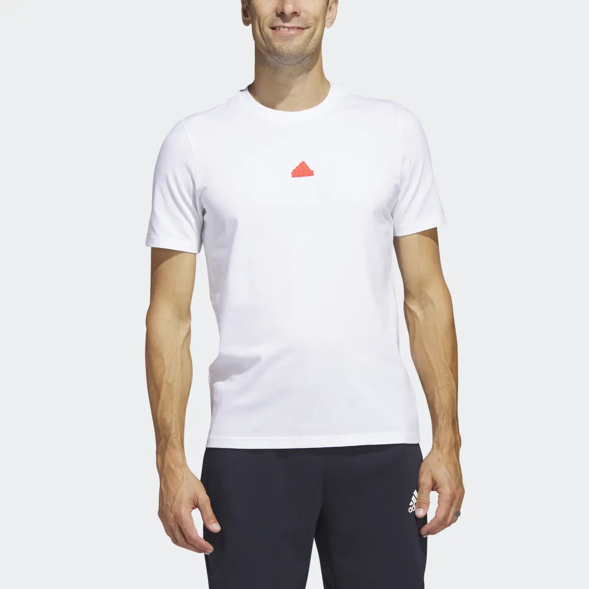 Adidas Future Icons Graphic Short Sleeve Tişört. 1 Adidas Future Icons Graphic Short Sleeve Tişört. 1