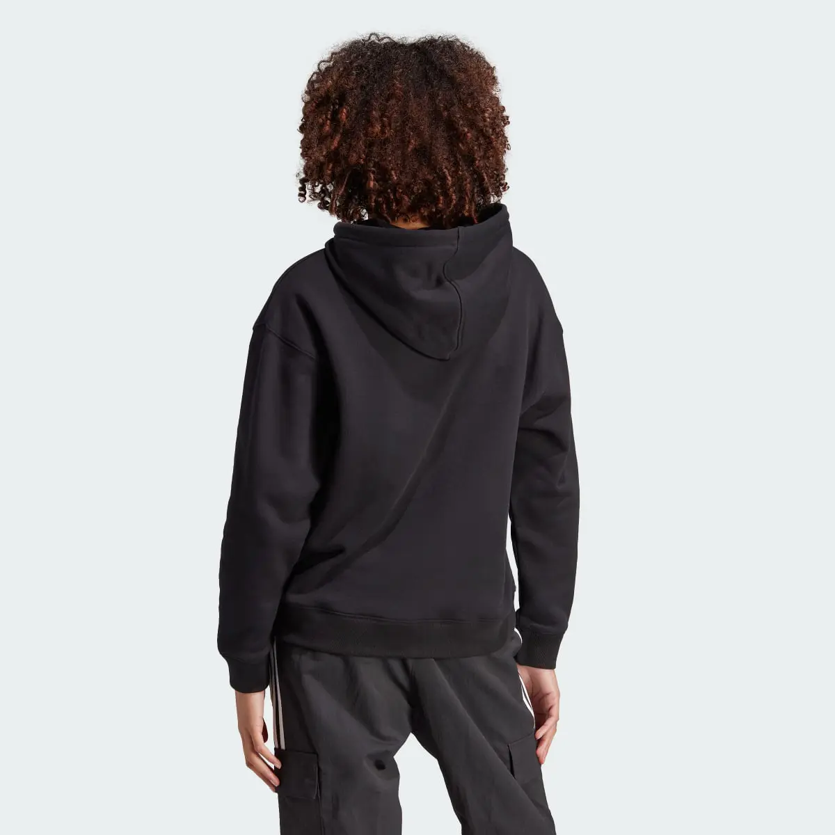 Adidas Trefoil Hoodie. 3