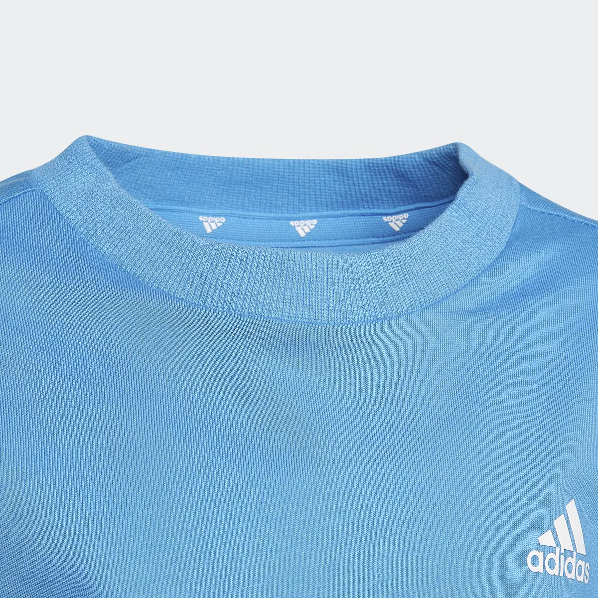 Adidas Essentials 3-Stripes Tee. 3