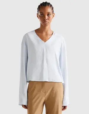 blouse with v-neck