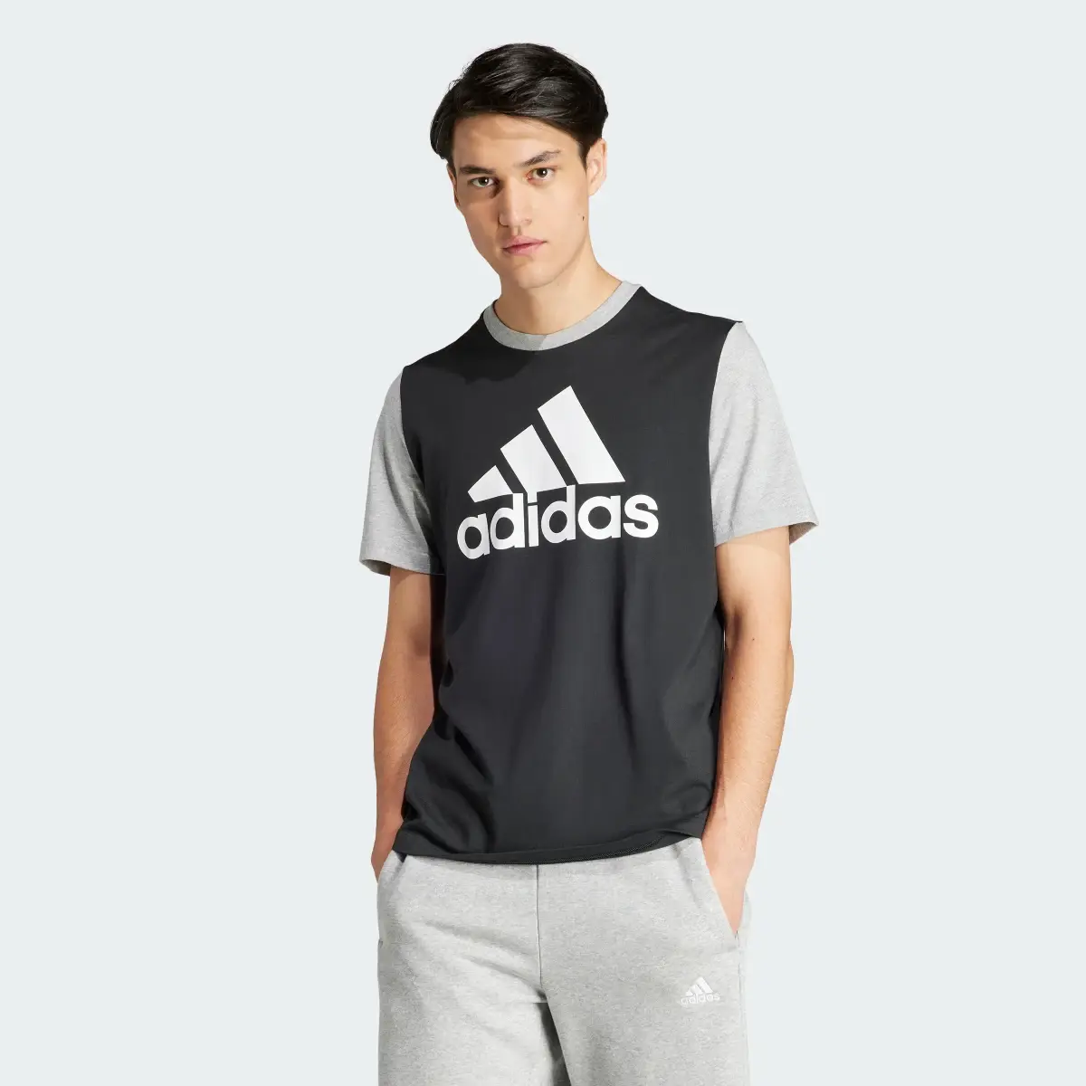 Adidas Essentials Single Jersey Big Logo T-Shirt. 2