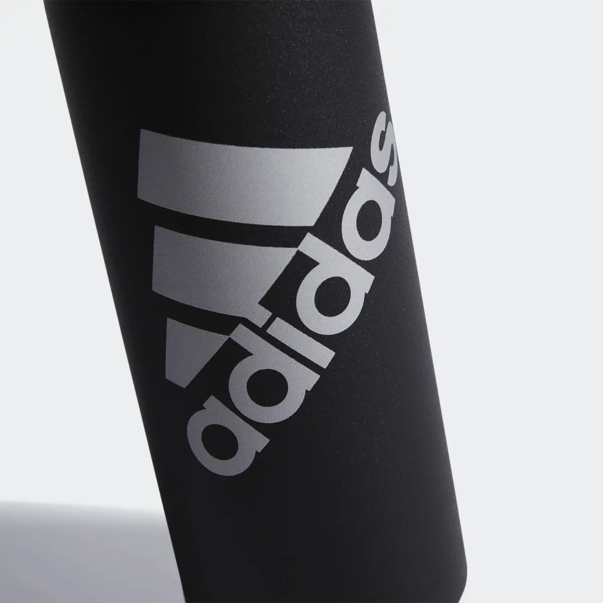 Adidas Steel Bottle 600 ML. 3