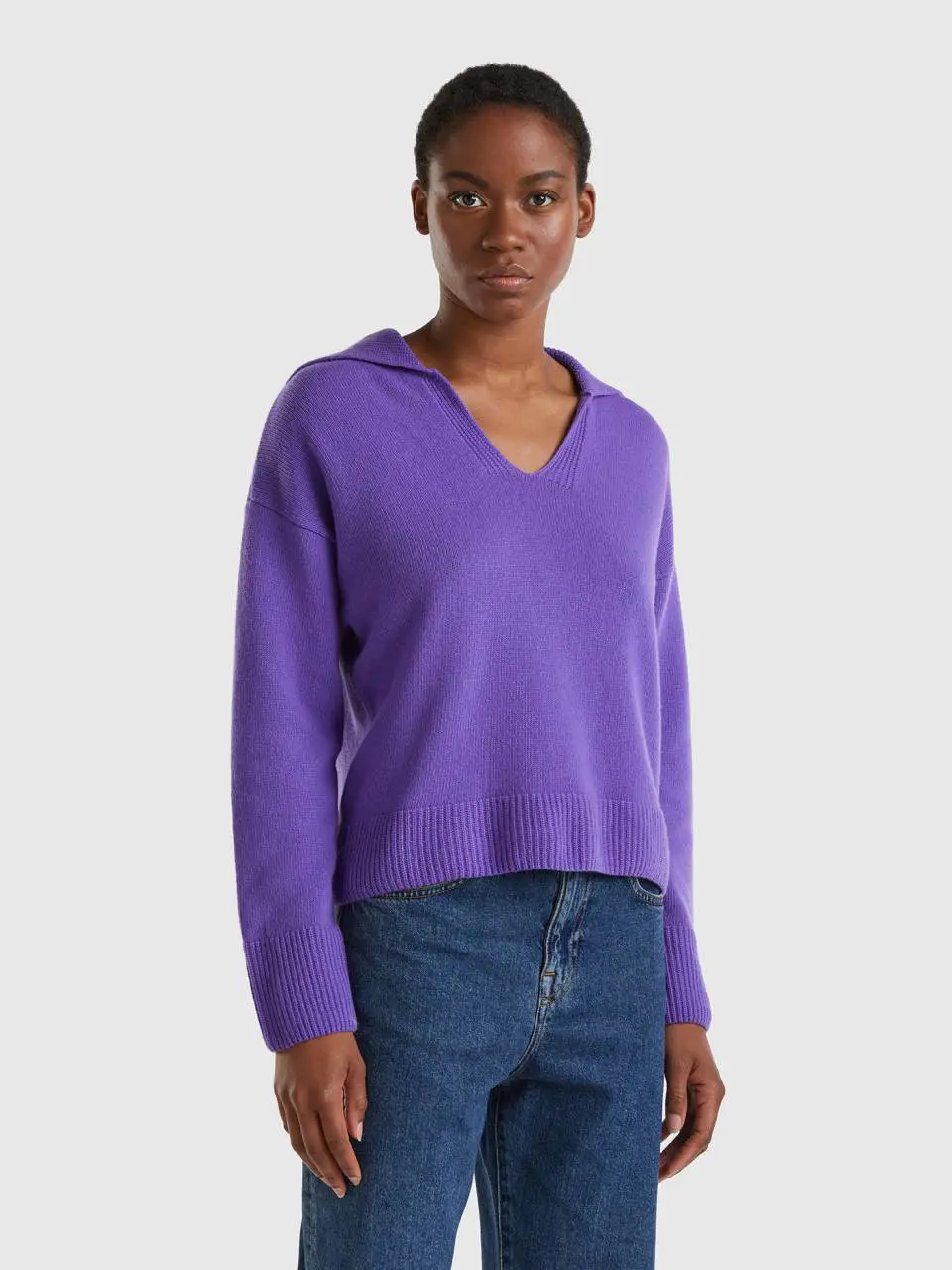 Benetton boxy fit sweater with polo collar. 1