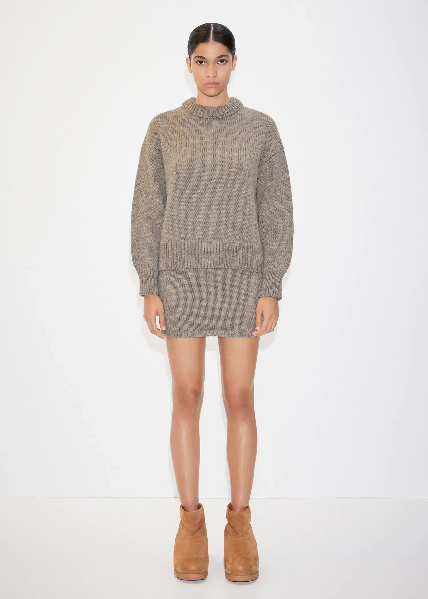 Mango Puffed-sleeved wool sweater. 1