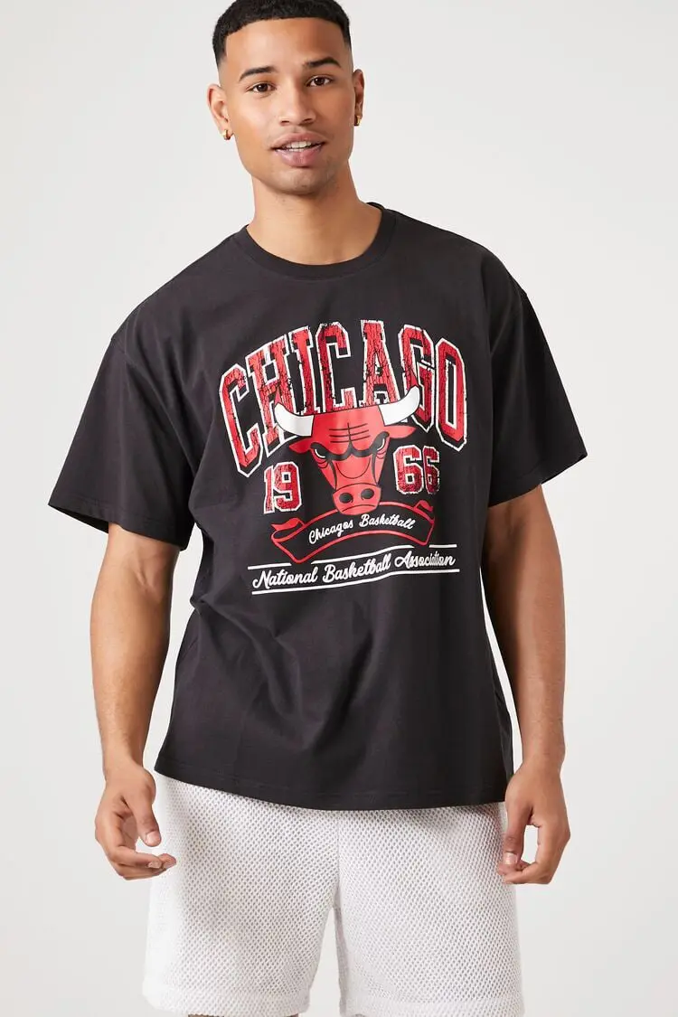 Forever 21 Forever 21 Chicago Bulls Graphic Tee Black/Multi. 1