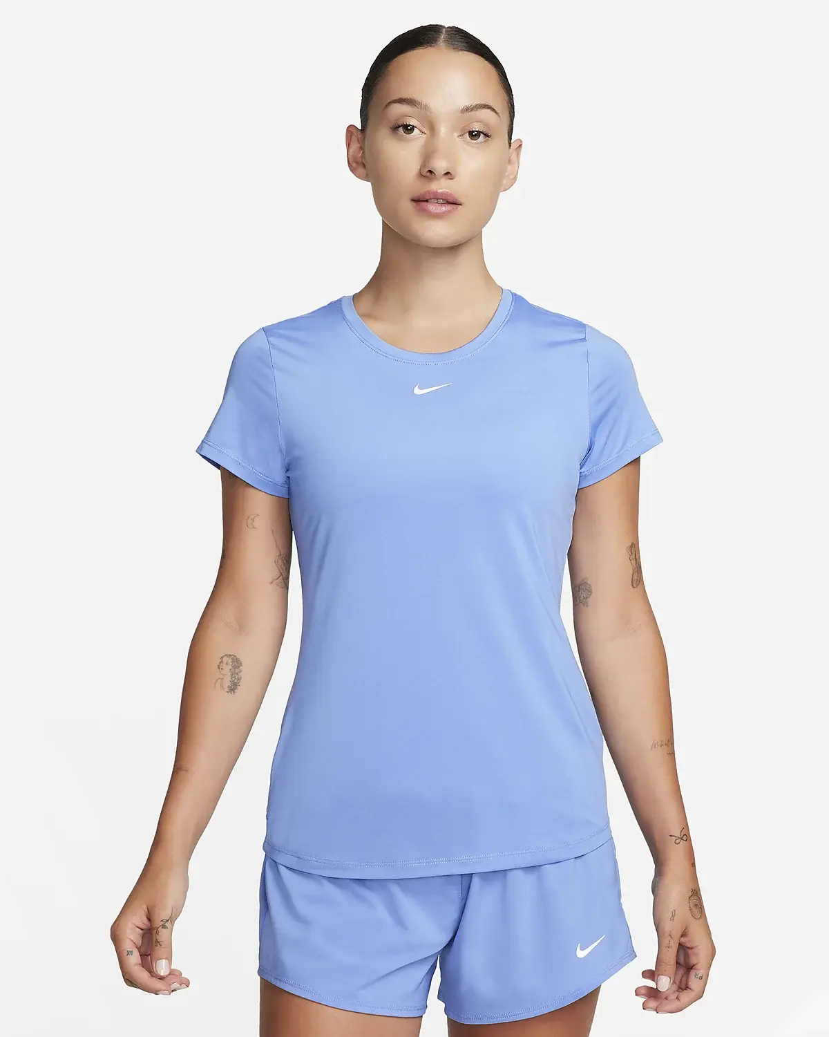 Nike Dri-FIT One. 1