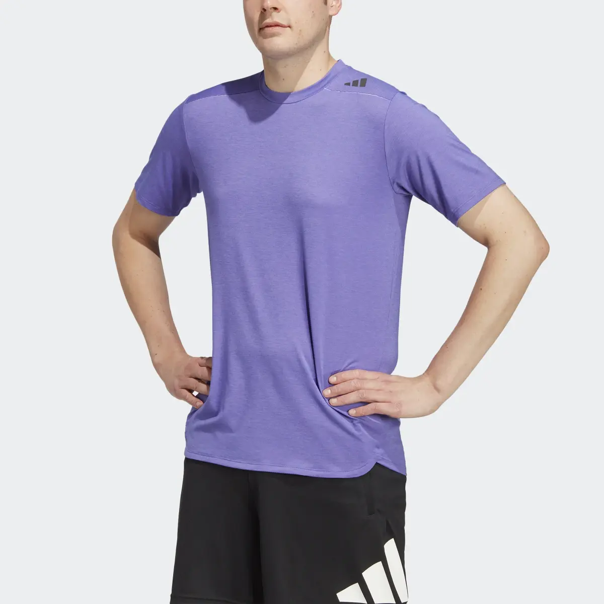 Adidas Playera de Entrenamiento Designed for Training AEROREADY HIIT Colour-Shift. 1