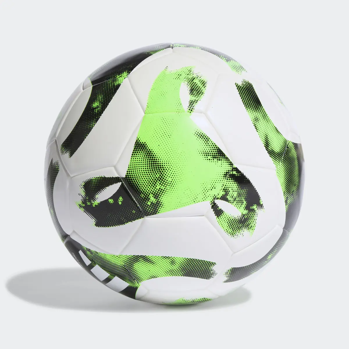 Adidas Tiro Junior 350 League Ball. 3