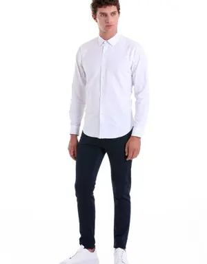 Beyaz Comfort Fit Desenli Pamuklu Slim Yaka Uzun Kollu Klasik Gömlek
