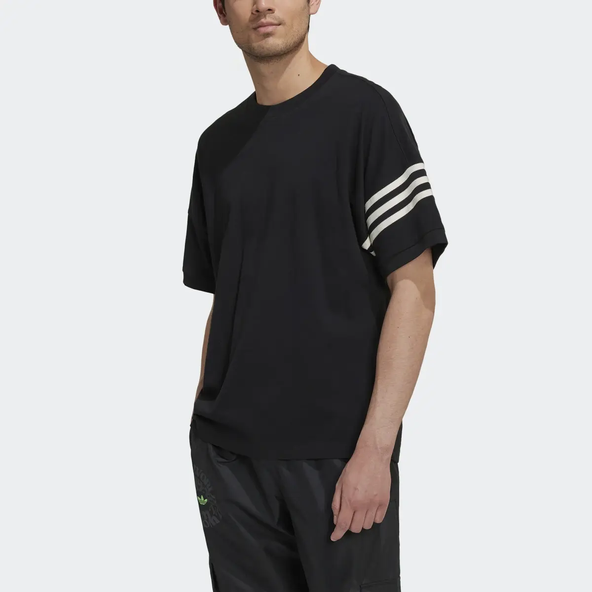 Adidas T-shirt Neuclassics Adicolor. 1