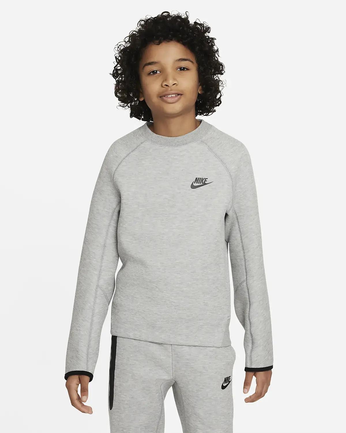 Nike Sportswear Tech Fleece. 1