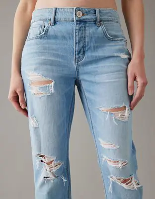 American Eagle Ripped Tomgirl Jean. 1