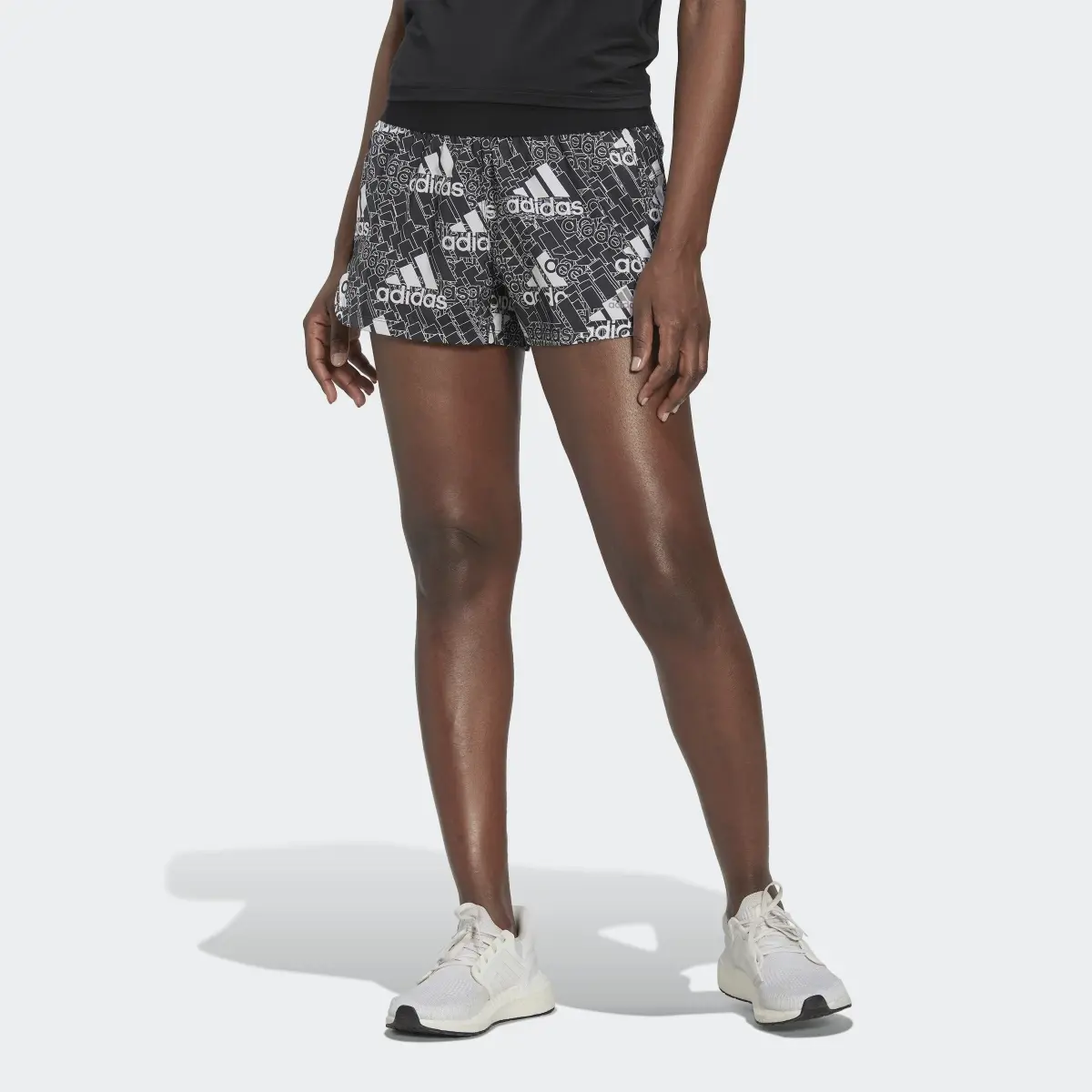 Adidas Shorts Made for Training Logo Estampados Pacer. 1