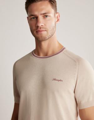 Nakış Logolu Yaka Detaylı Krem Rengi Triko T-Shirt