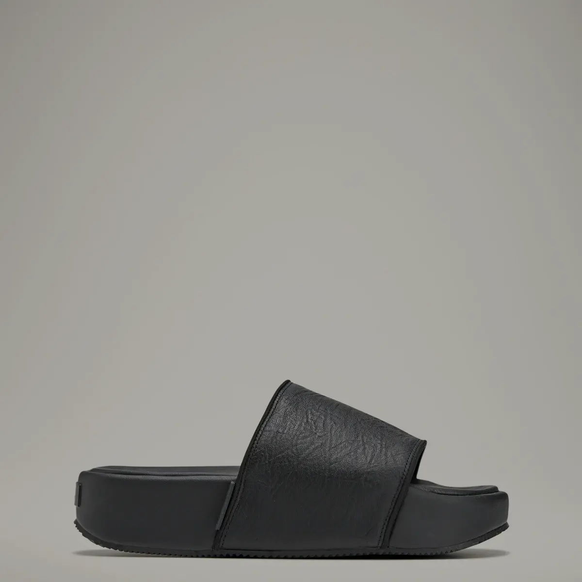 Adidas Y-3 SLIDE. 1