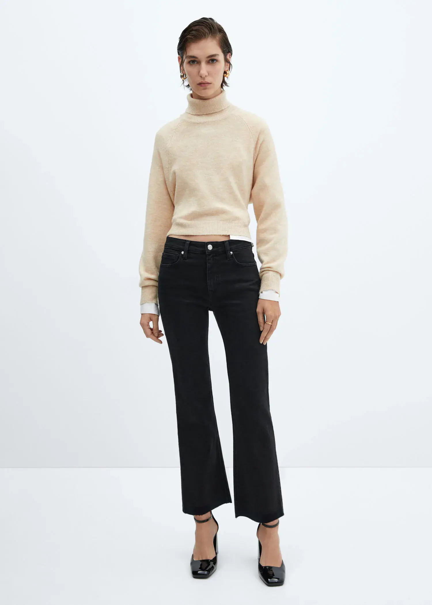 Mango Crop flared jeans. 1