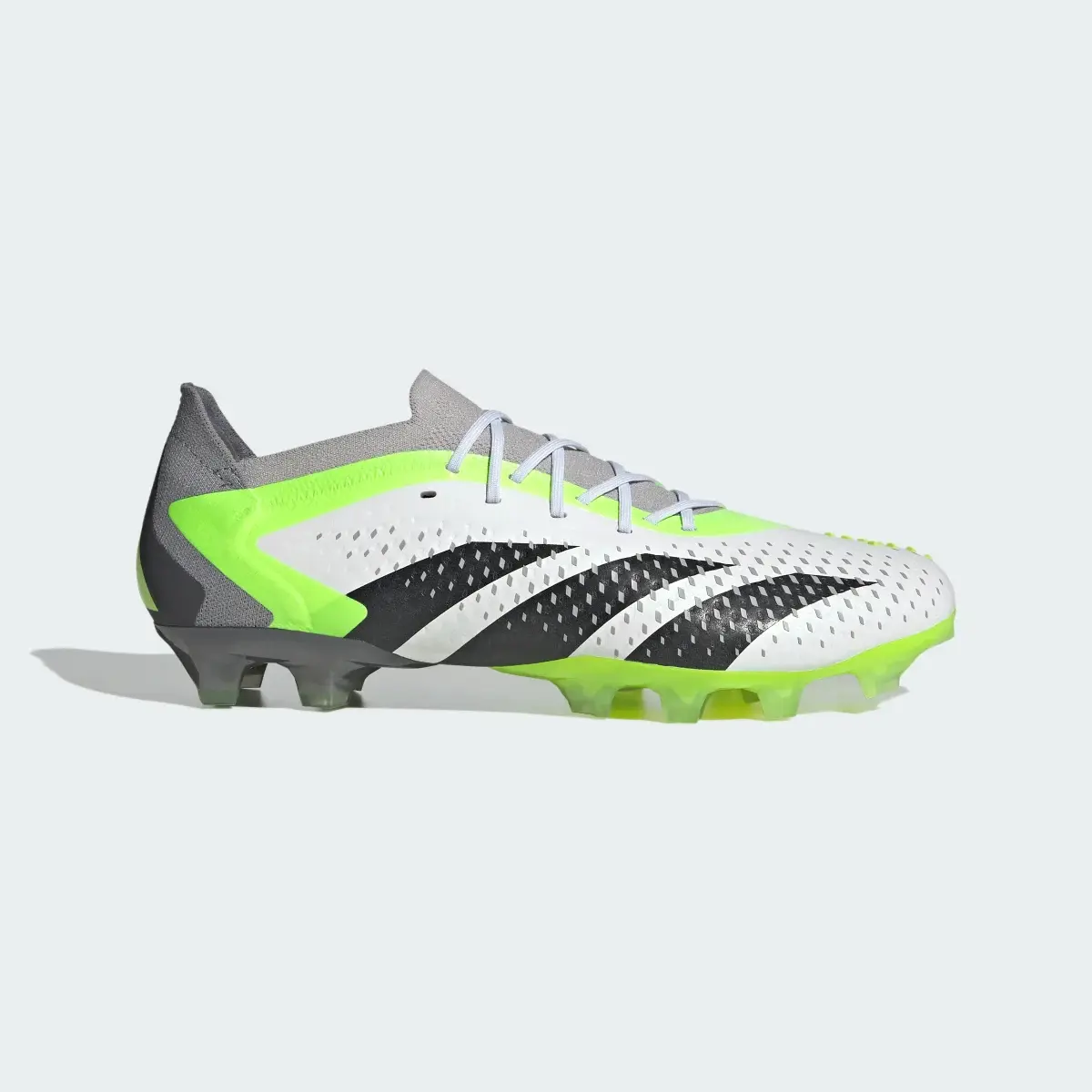 Adidas Predator Accuracy.1 Low AG Fußballschuh. 2