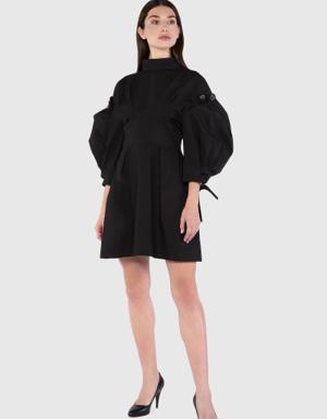 İşleme Detaylı Hacimli Kollu Mini Siyah Elbise