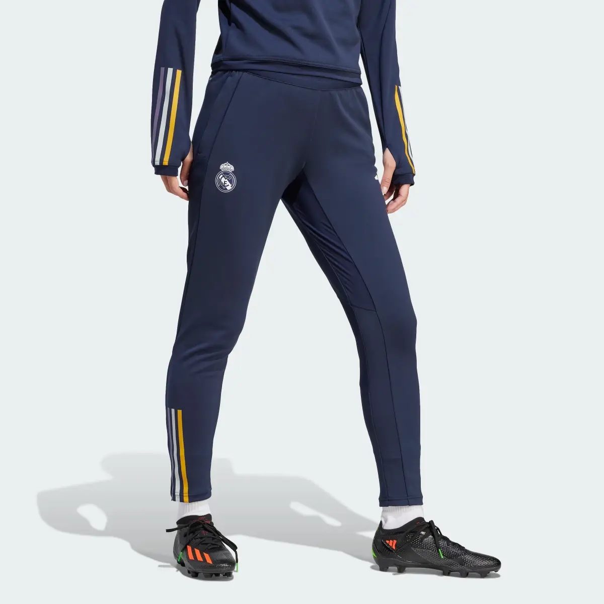 Adidas Real Madrid Tiro 23 Training Pants. 1