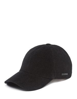Siyah Logo Detaylı Kadife Erkek Şapka