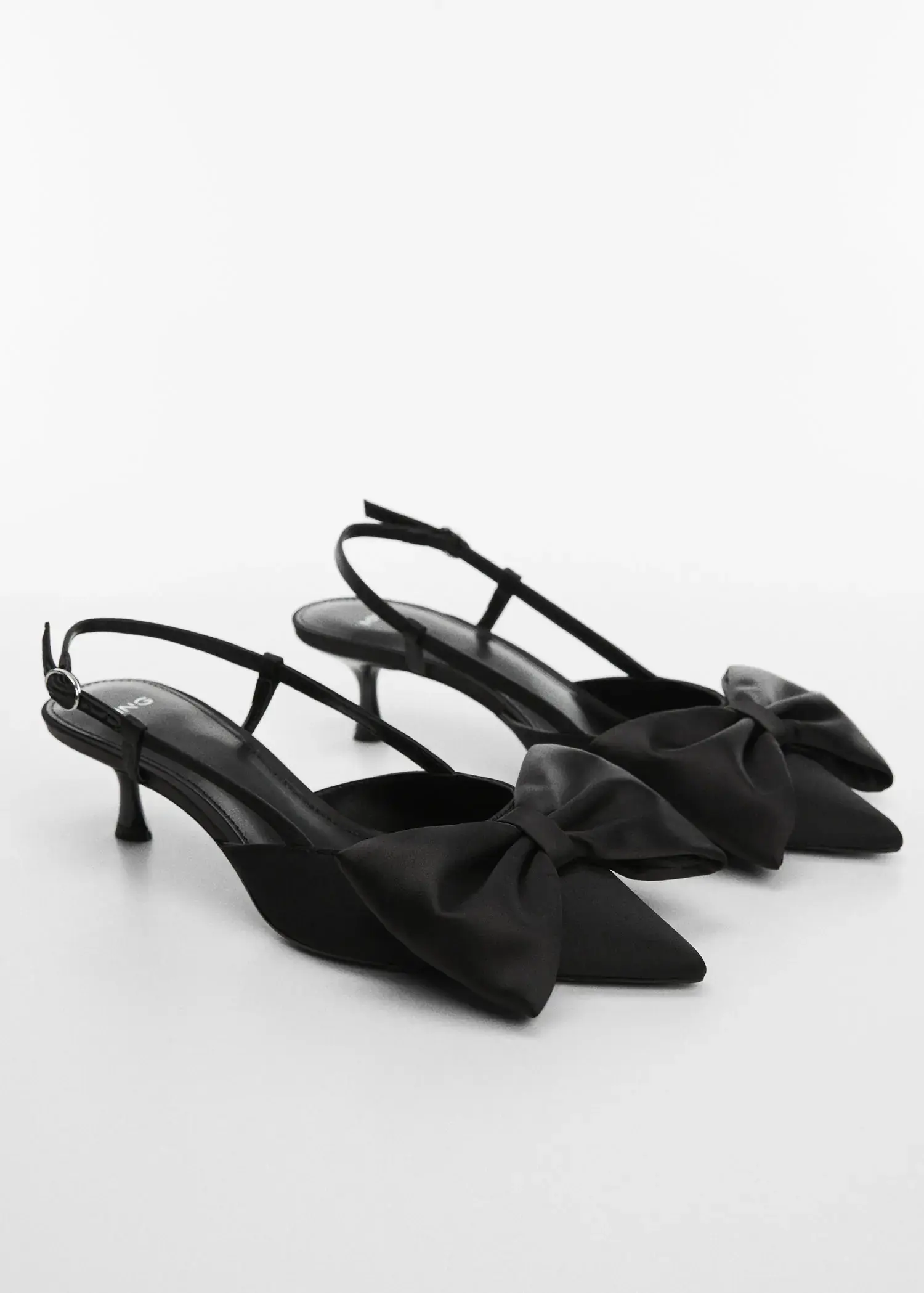 Mango Bow-heeled shoes. 3