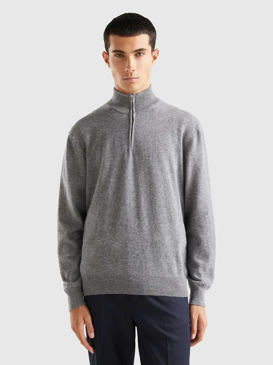 Benetton gray zip-up sweater in 100% wool. 1