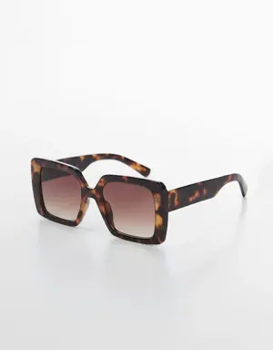 Tortoiseshell square sunglasses