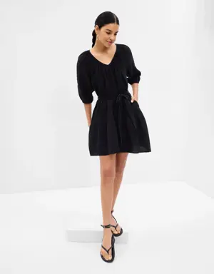 Crinkle Gauze Tiered Mini Dress black