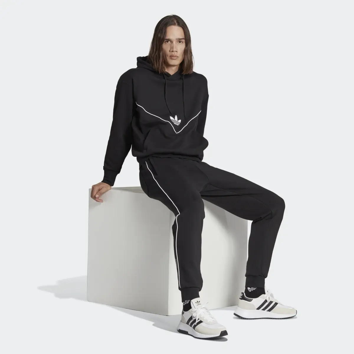 Adidas Adicolor Seasonal Archive Sweat Pants. 3