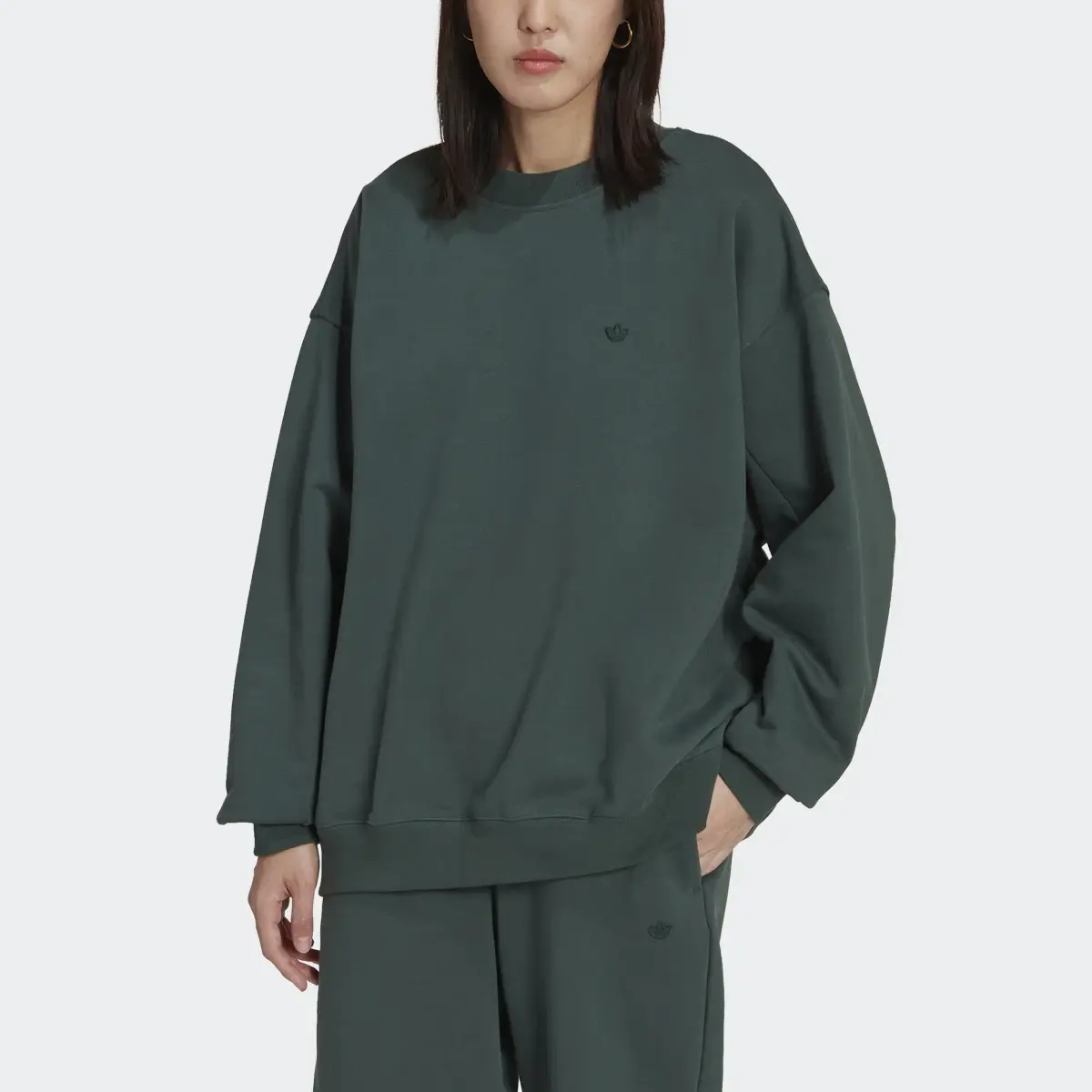 Adidas Adicolor Oversized Sweatshirt. 1