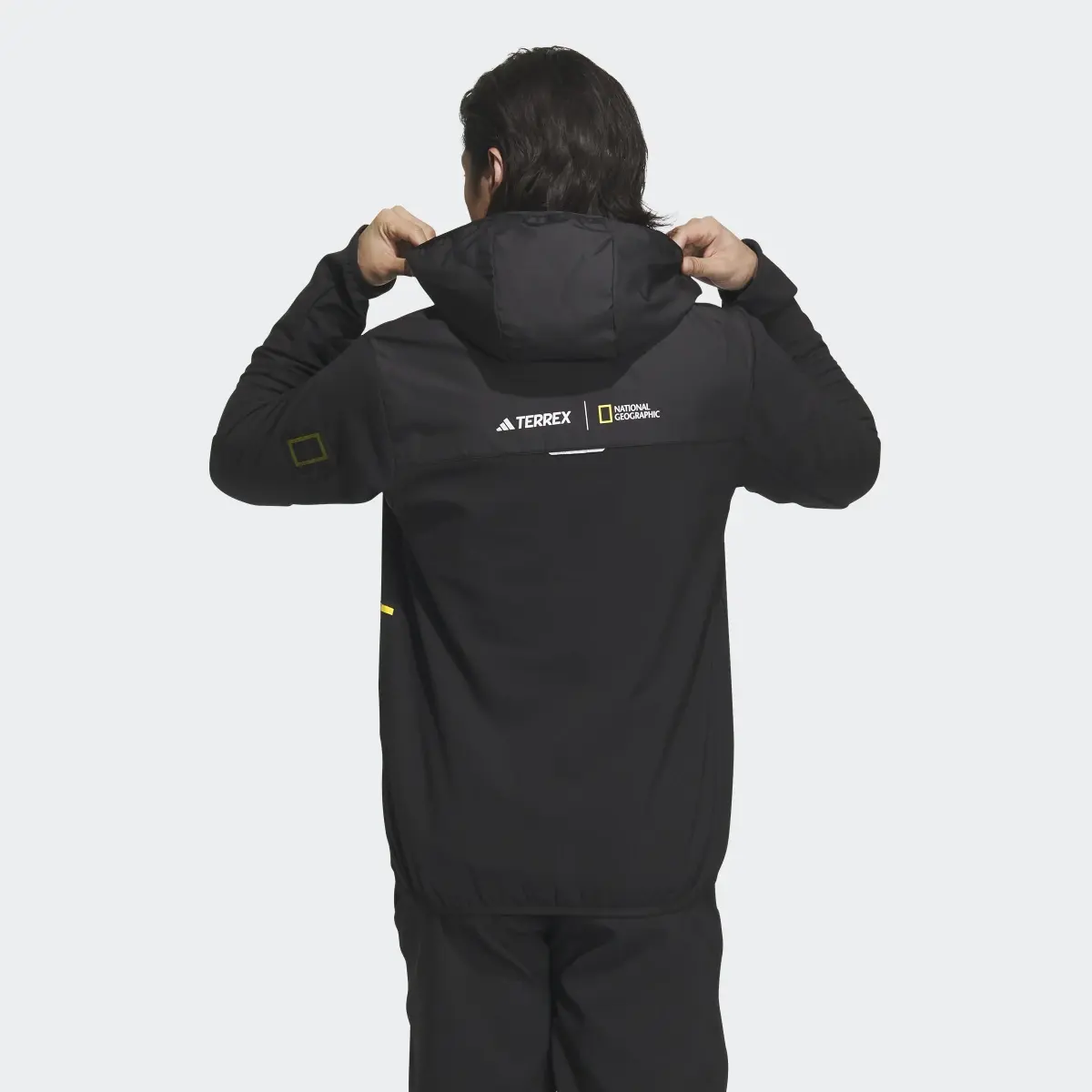 Adidas Veste soft shell National Geographic. 3