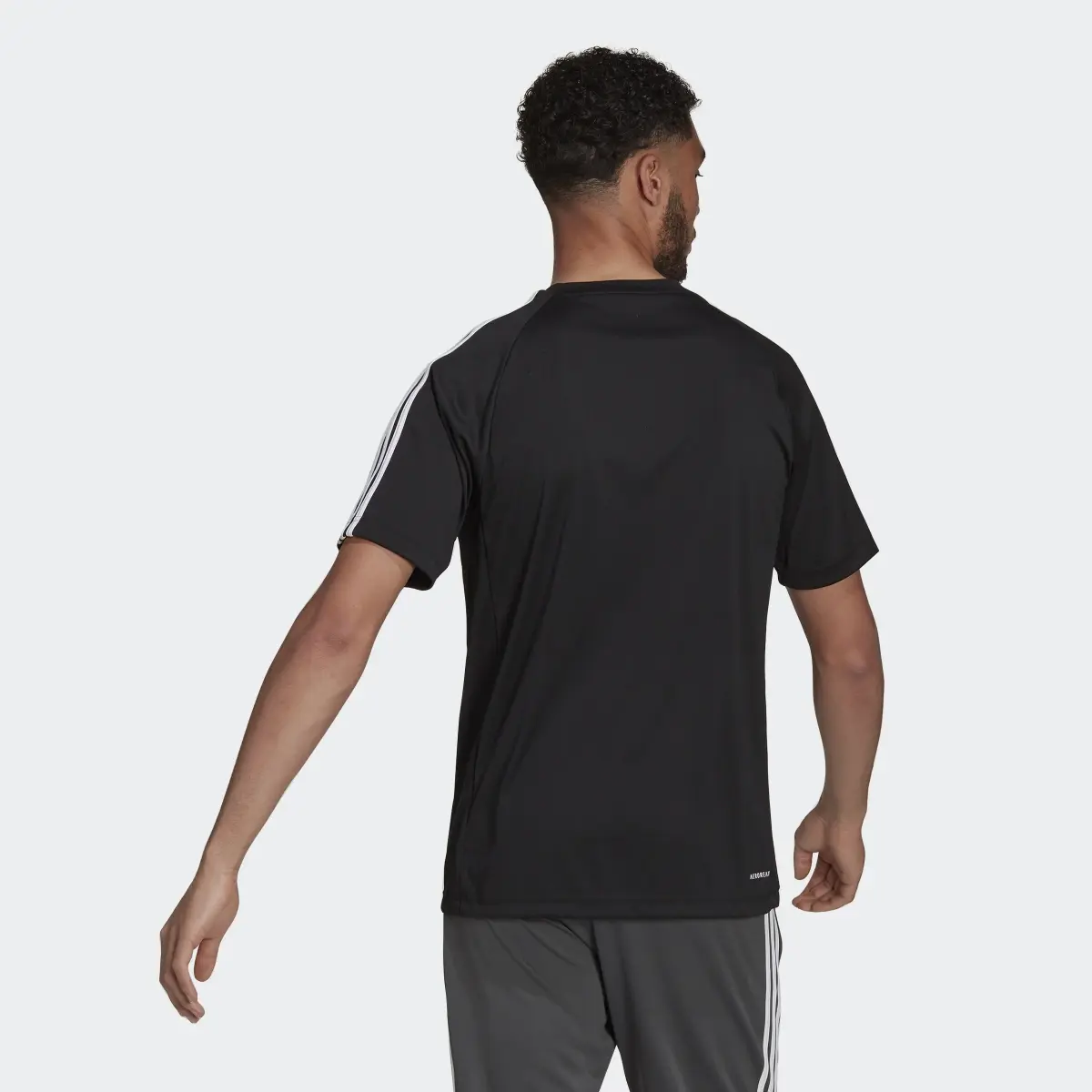 Adidas AEROREADY Sereno Logo Jersey. 3