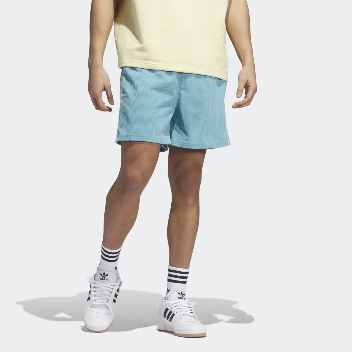 Adidas Shorts de Básquet con cordón. 1
