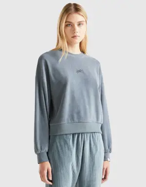 chenille sweatshirt