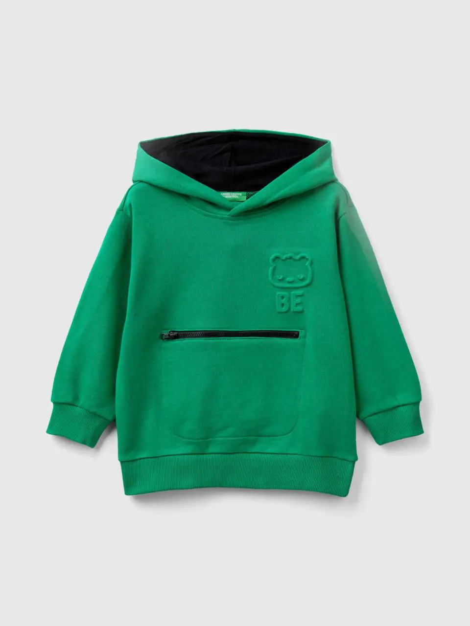 Benetton hoodie with print and pocket. 1