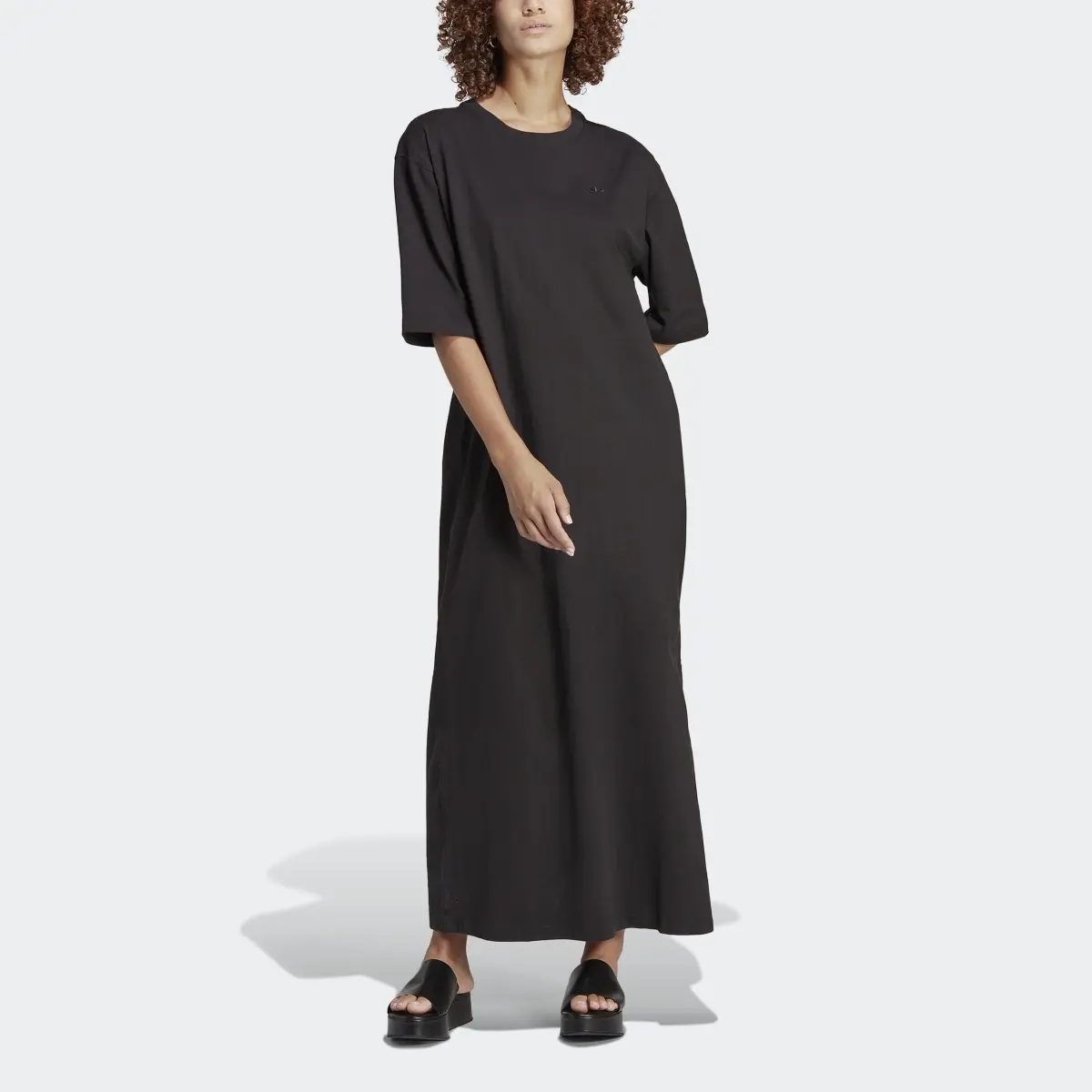 Adidas Premium Essentials Dress. 1